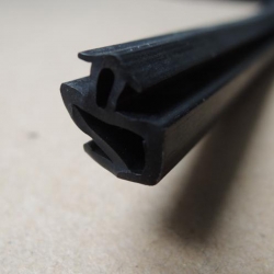 擠出級 TPE/TPV密封膠條料 建筑門窗密封膠條 汽車船舶密封膠條